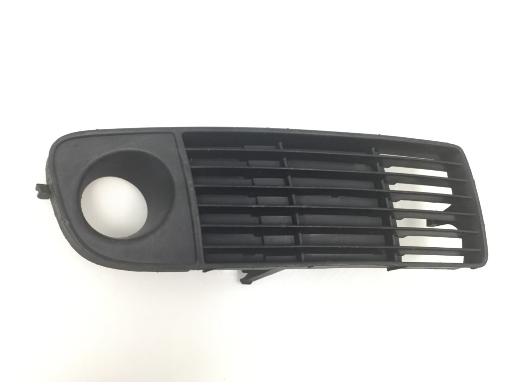 AUDI A6 C5/4B (1997-2004) Front Right Grill 4B0807682H 21191524