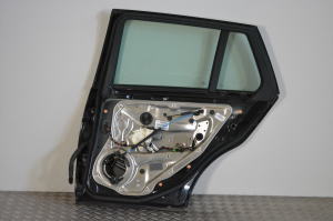 Mercedes Benz C-Class 204 (2007–2014) Rear side doors and their parts - 4