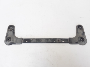 Front subframe bracket - 8200537419