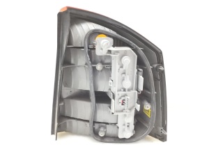 Opel Vectra C (2002–2008) Rear corner light and its parts - 2
