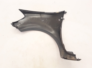 RENAULT Clio III (2005–2012) Esiporitiib 8200325171 - 2