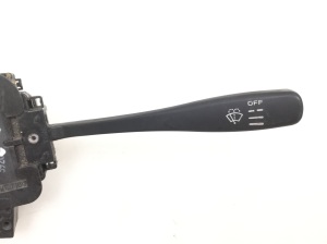 NISSAN Navara (1998–2007) Schalter und seine Teile - 4