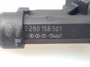 Opel Corsa C (2000–2006) Injektor Einspritzdüse 0280158501 - 3