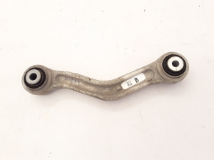 Rear axle link - 33326779851