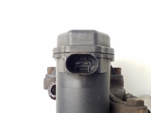 AUDI Q5 (2008–2017) Tagumine pidurisadul 8K0615404C - 3