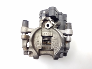 Bremssattel hinten - 8V0615423D