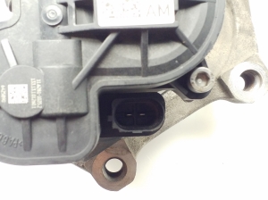 Volkswagen Golf VII (2012–2026) Tagumine pidurisadul 8V0615423D - 2
