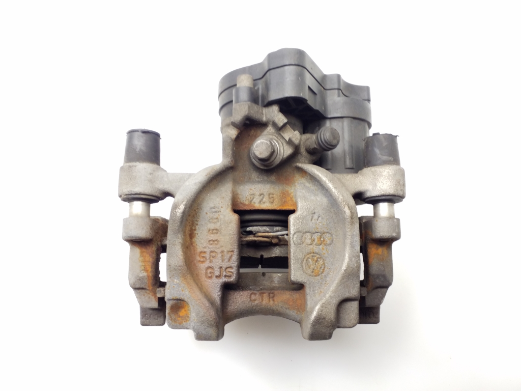 Volkswagen Golf VII (2012–2026) Tagumine pidurisadul 8V0615423D Volkswagen Golf VII (2012–2026) Tagumine pidurisadul 8V0615423D