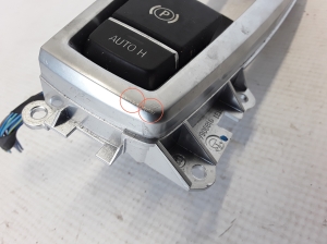 BMW 5 SERIES F11 (2010–2017) Parking brake switch 6822518 - 3
