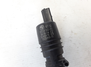 BMW 5 SERIES F11 (2010–2017) Front windshield washer pump 6934160 - 4