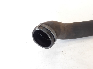  Intercooler hose 