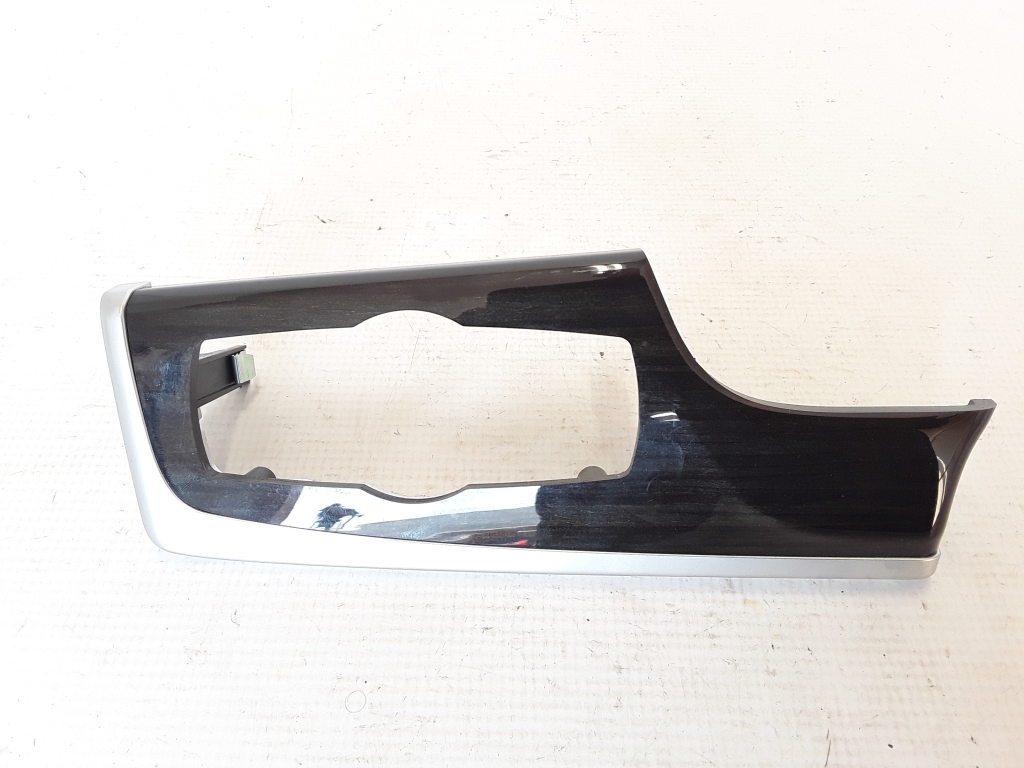 BMW 5 Series F10/F11 (2009-2017) Panel trim shield 9192941 22317624