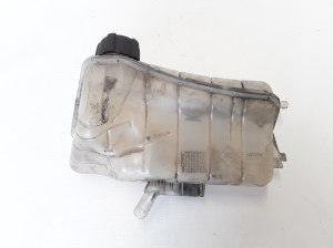 RENAULT Kangoo (2008–2020) Jahutusvedeliku paak 8200455786 - 3