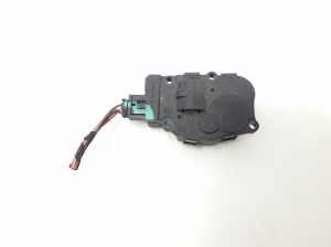  Interior shoulder valve motor 