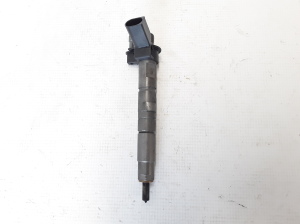  Fuel injector 