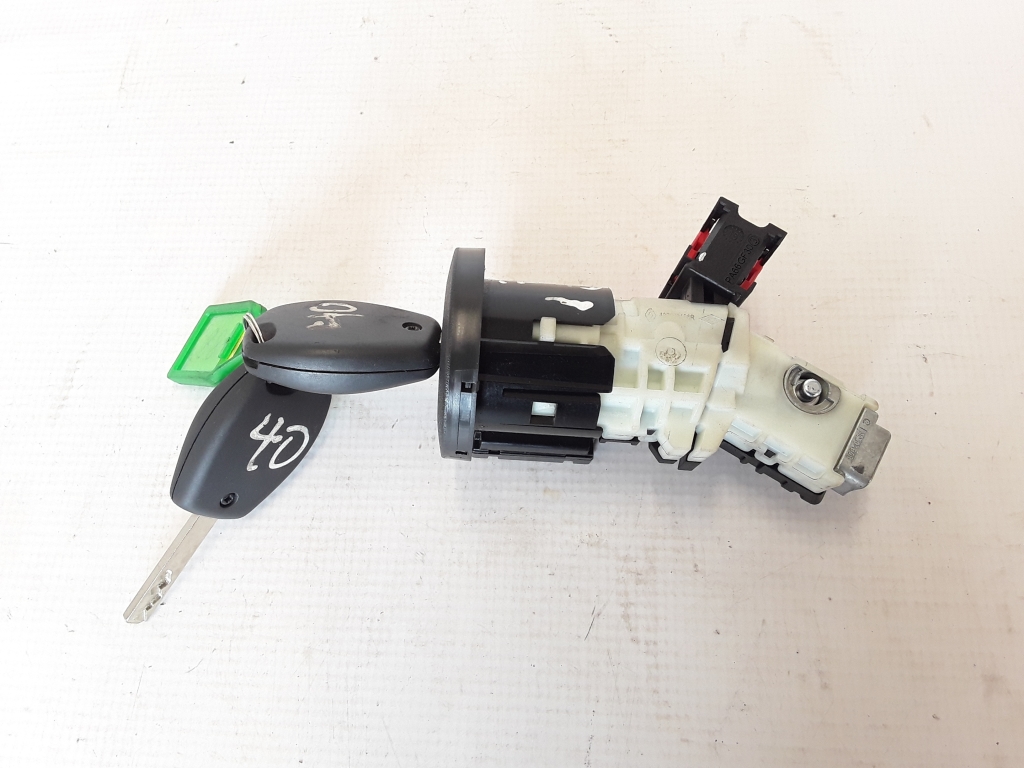 Used Opel Vivaro Ignition switch 285910001R