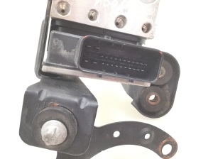 Opel Vectra C (2002–2008) ABS unit and its parts - 2