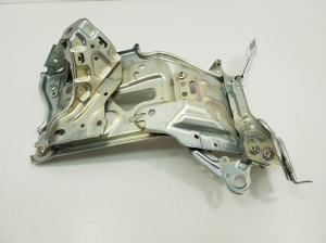 TOYOTA Yaris (2011–2020) Sonstiger Halter G911052010 - 2