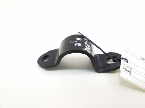 Priekšējā stabilizatora kronšteins - 4882452060