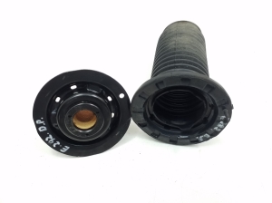 TOYOTA Yaris (2011–2020) Front strut mount with bearing 484710D140 - 2