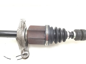 BMW 3 SERIES E91 (2005–2013) Esimene veovõll ja selle osad - 2