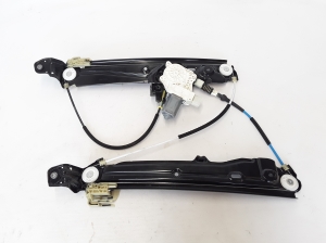 BMW 5 SERIES F11 (2010–2017) Priekšējo durvju logu pacēlājs 7182131 - 3