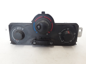 RENAULT Kangoo (2008–2020) Salongi soojenduse juhtpaneel 275100550R - 3