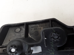 Dacia Duster (2010–2017) Front bumper bracket 622232363R - 3
