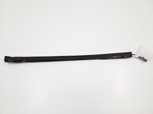 Mercedes Benz SL-Class 107 (1971–1989) Windshield pillar outer molding A1076980201 - 3