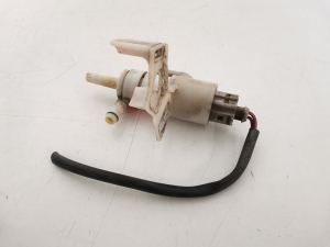 Mercedes Benz E-Class W211 (2002–2009) Front headlight washer motor A2108691121 - 3