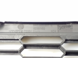 Volkswagen Polo V (2009–2017) Front bumper lower grille 6R0853677 - 3