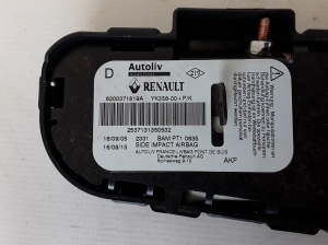 RENAULT Scenic (2003–2010) Priekšējā sēdekļa drošības spilvens 8200371819A - 3