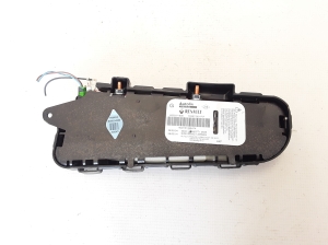 RENAULT Scenic (2003–2010) Priekšējā sēdekļa drošības spilvens 8200371806 - 4