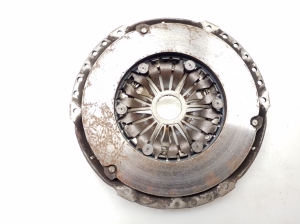 Volkswagen Touran I (2003–2010) Clutch pressure plate 03G141025F - 3