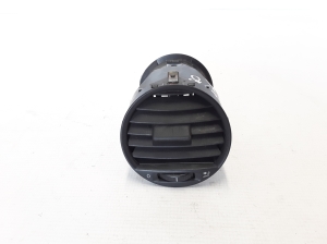 Dashboard air vent grilles - 2K0819703B
