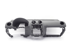 Dashboard and its parts - 2K1857003CS