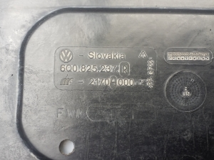 Skoda Fabia MK 2 (2007–2014) Unterbodenschutz vorne 6Q0825237R - 2