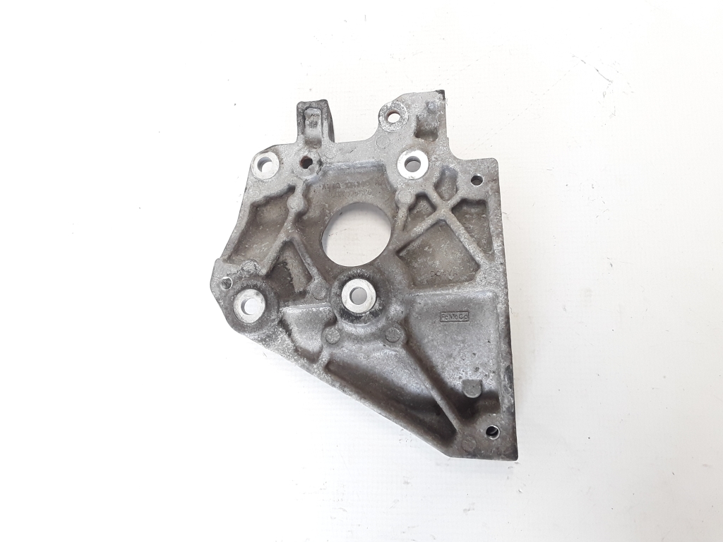 VOLVO V50 1 generation (2003-2012) Air Conditioner Compressor Bracket AV6Q10K360AA 21020601