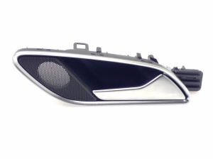 Rear side door interior handle - 8U0839020C
