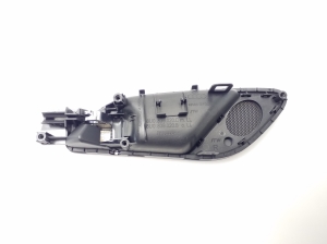 AUDI Q3 8U (2011–2018) Rear side door interior handle 8U0839020C - 3