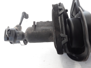 VOLVO V50 (2004–2012) Kupplungsnehmerzylinder 31325415 - 2