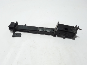 RENAULT Megane IV (2016–2022) Esimese alusraami muu osa 758252904R - 3