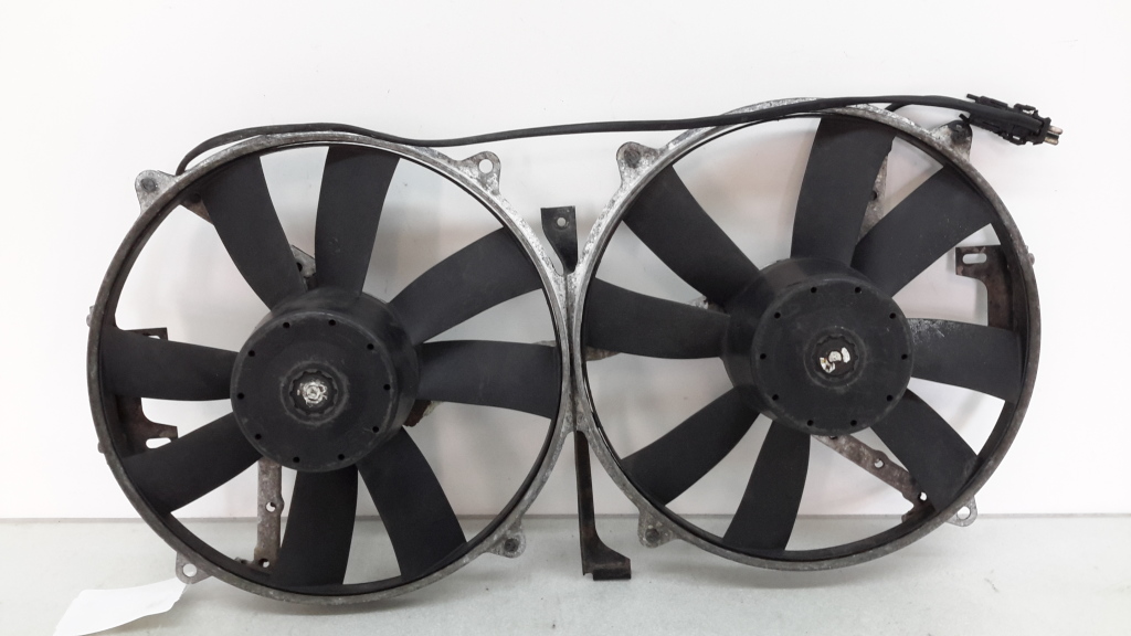 Mercedes Benz C-Class 202 (1993–2001) Kliimaseadme jahutusventilaator Mercedes Benz C-Class 202 (1993–2001) Kliimaseadme jahutusventilaator