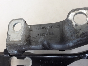  Engine cover hinge 