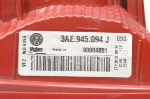 Volkswagen Passat B7 (2010–2014) Rückleuchte Heckleuchte innen 3AE945094J - 2