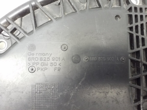 Volkswagen Polo V (2009–2017) Unterbodenschutz vorne 6R0825902 - 2