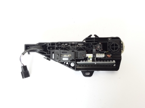RENAULT Captur (2013–2019) Front door external opening handle and its details - 4