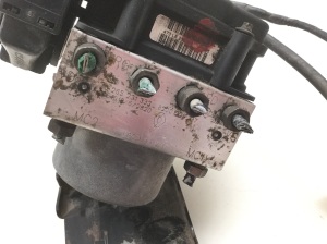 NISSAN Kubistar (2003–2008) ABS-Hydraulikblock und seine Teile - 3