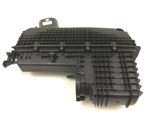 NISSAN Kubistar (2003–2008) Luftfiltergehäuse 8200557476 - 2