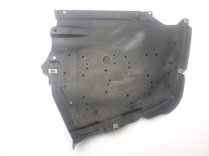 BMW 5 SERIES F11 (2010–2017) Unterbodenschutz vorne 74850610